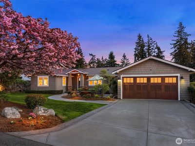 9359 Sunset Way