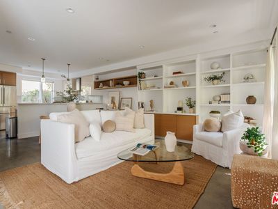 811 19th St APT 2