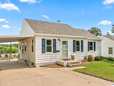 1311 S 52nd Ave