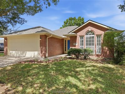 Property at 207 Landsburg Ct, College Station, TX