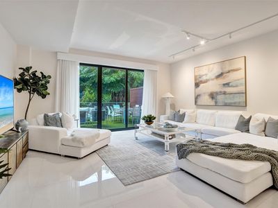 3030 Ocean Blvd #S104