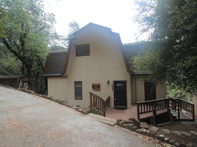1537 James Drive