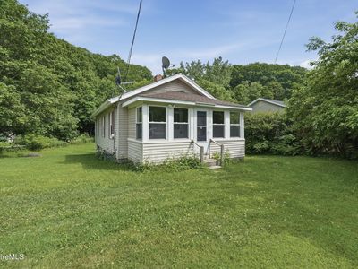 688 Cheshire Rd