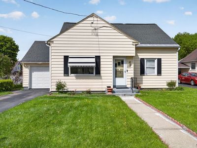 132 Brace St