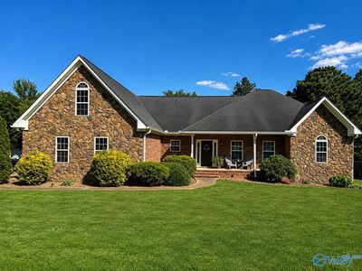 240 Cade Cir