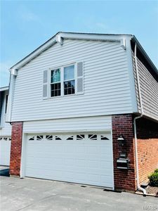 Property at 2174 Bantry Ct, Chesterfield, MO
