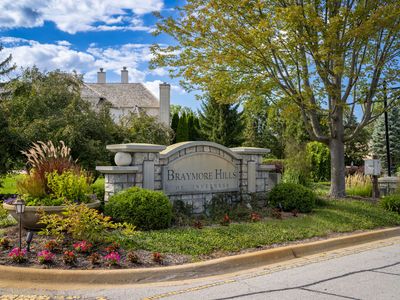 1100 Macalpin Dr