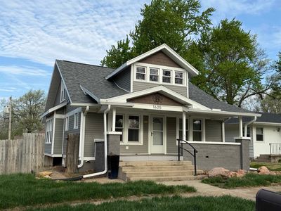 1605 Valley Ave