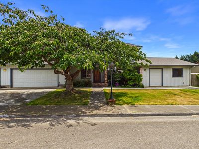 1550 Chabot Ct