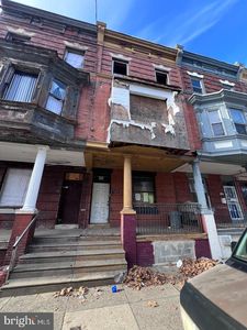 Property at 2210 N Natrona St, Philadelphia, PA