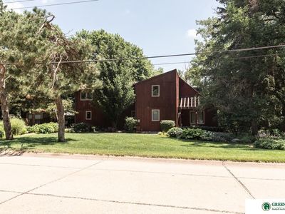 120 S Blackburn Ave