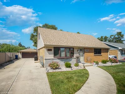 8724 Cranbrook Ln
