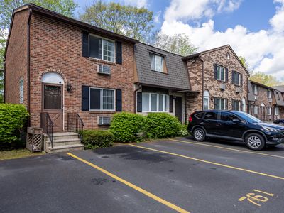 76 Sharon Road APT 1