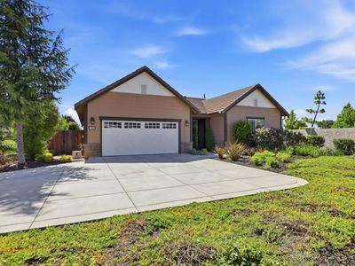 1330 Golden Eagle Ln