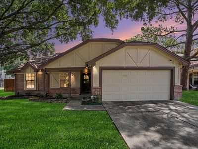 10038 Wayward Wind Ln