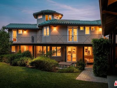 804 Mount Washington Dr