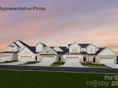 920 Azura Ln