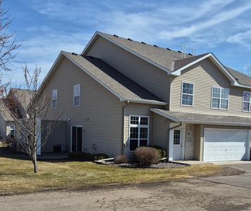 Property at 611 Meadow Ln, Somerset, WI