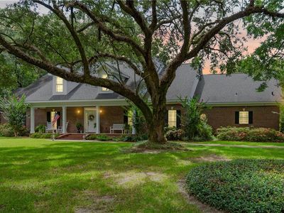 1004 Pace Pkwy