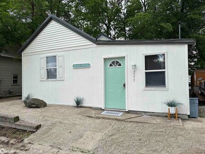 Property at 205 Asbury Dr, Clear Lake, IA