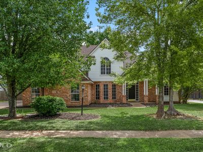 1808 Emberwood Cir