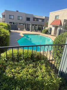 2311 E Hartford Ave UNIT 10