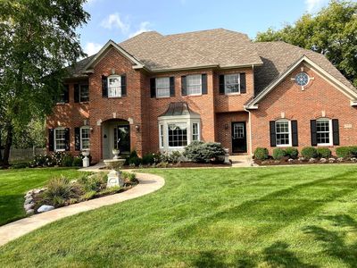 210 Persimmon Dr