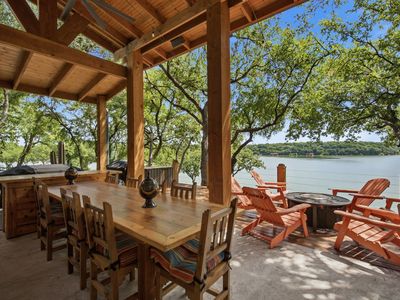 402 Lake Point Dr