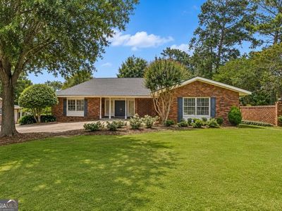 3402 Cambridge Dr