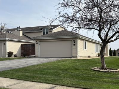 Property at 411 Deerpath Dr W, Schererville, IN