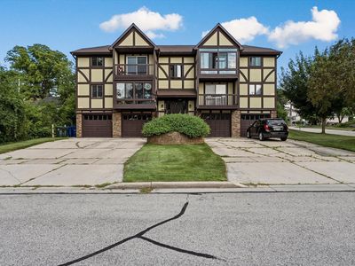 502 Front St #3
