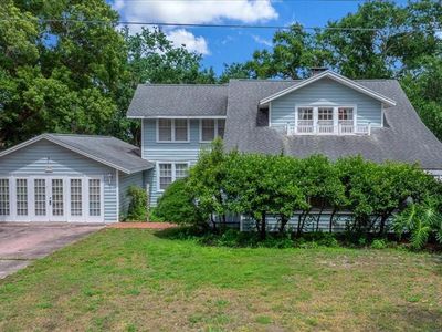 319 Carnation Ct