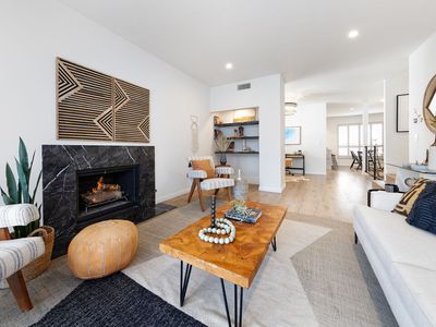 1920 Pandora Ave APT 8