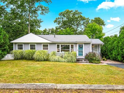 16 Hillside Drive