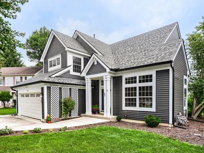 Property at 19 Longview Ct, South Elgin, IL