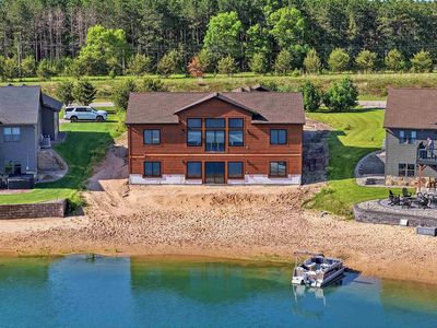 W5772 Island View Drive