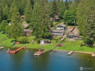 31025 E Lake Morton Drive SE