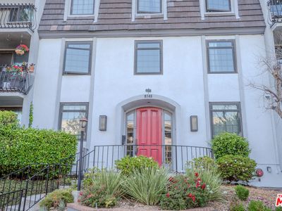 8145 Redlands St APT 205