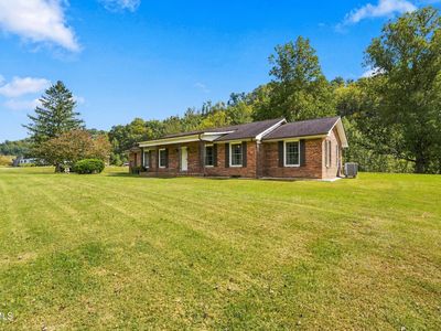 233 Thorngrove Dr