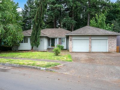 1494 NW 15th St