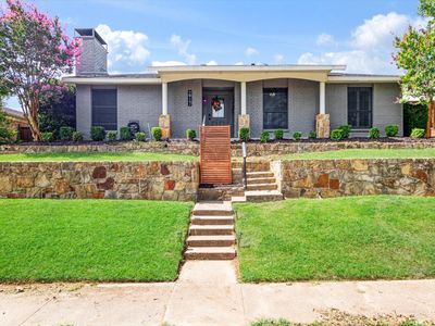 2922 Spring Brook Dr