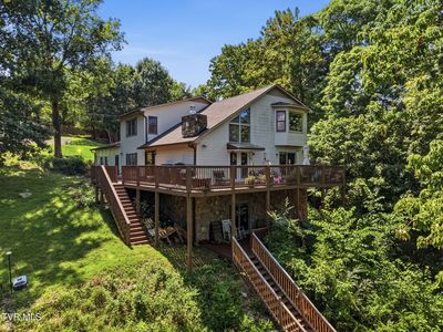 472 Hideaway Farm Rd
