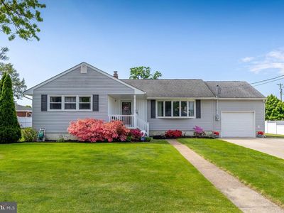 438 Lock Ave