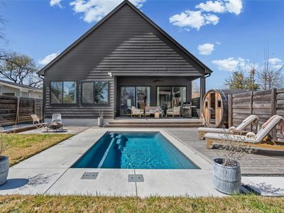 5907 Nancy Dr Building 1