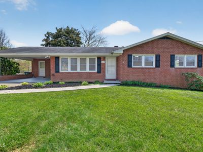 882 Panacella Dr