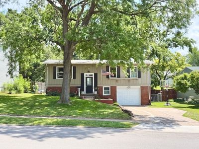 959 N Lincoln Ave