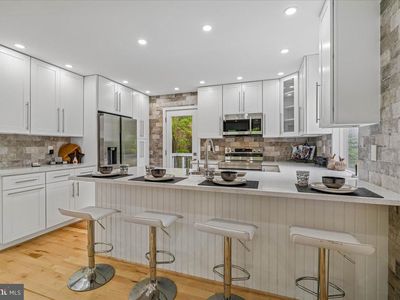 4000 Adams Dr