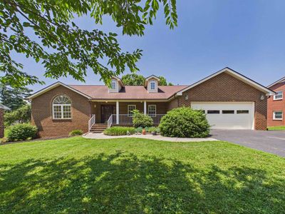 925 Carson Dr