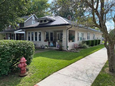201 S Fosler Ave