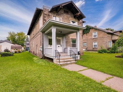 964 87th Ave W